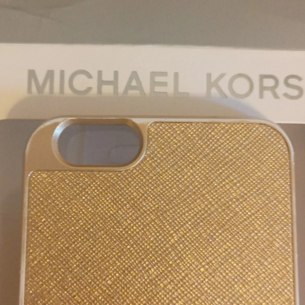 Michael Kors apple iPhone 6 case gold